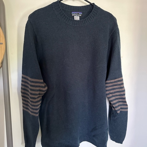 Patagonia Sweater - Picture 3 of 10